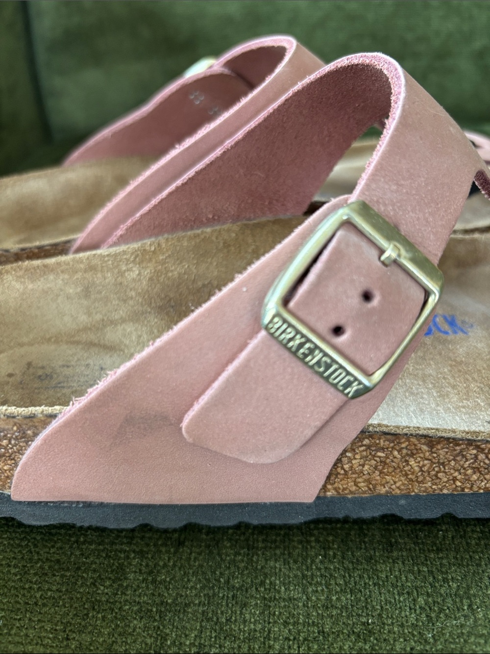 Birkenstock Gizeh Leather Pink Sandals - Picture 4 of 9